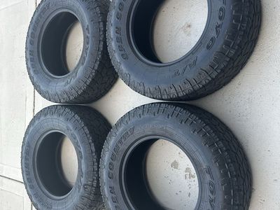 Toyo Open County A/T LT285/75R18 Set of 4 Tires 35x11.5