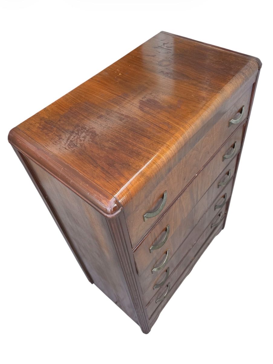 Main image 6