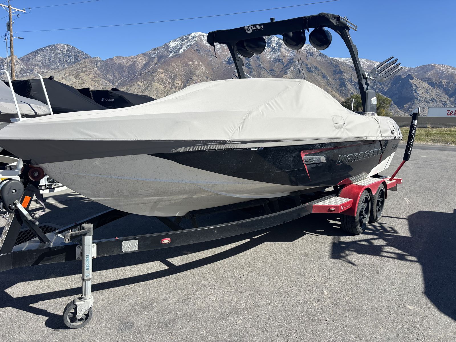 Share of Wakesetter Surf Boat