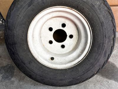 Trailer Tire 20.5x80-10