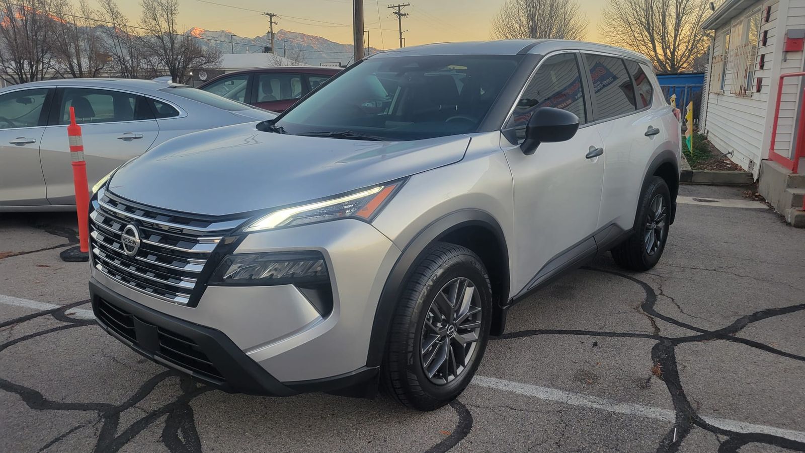 2025 Nissan Rogue S