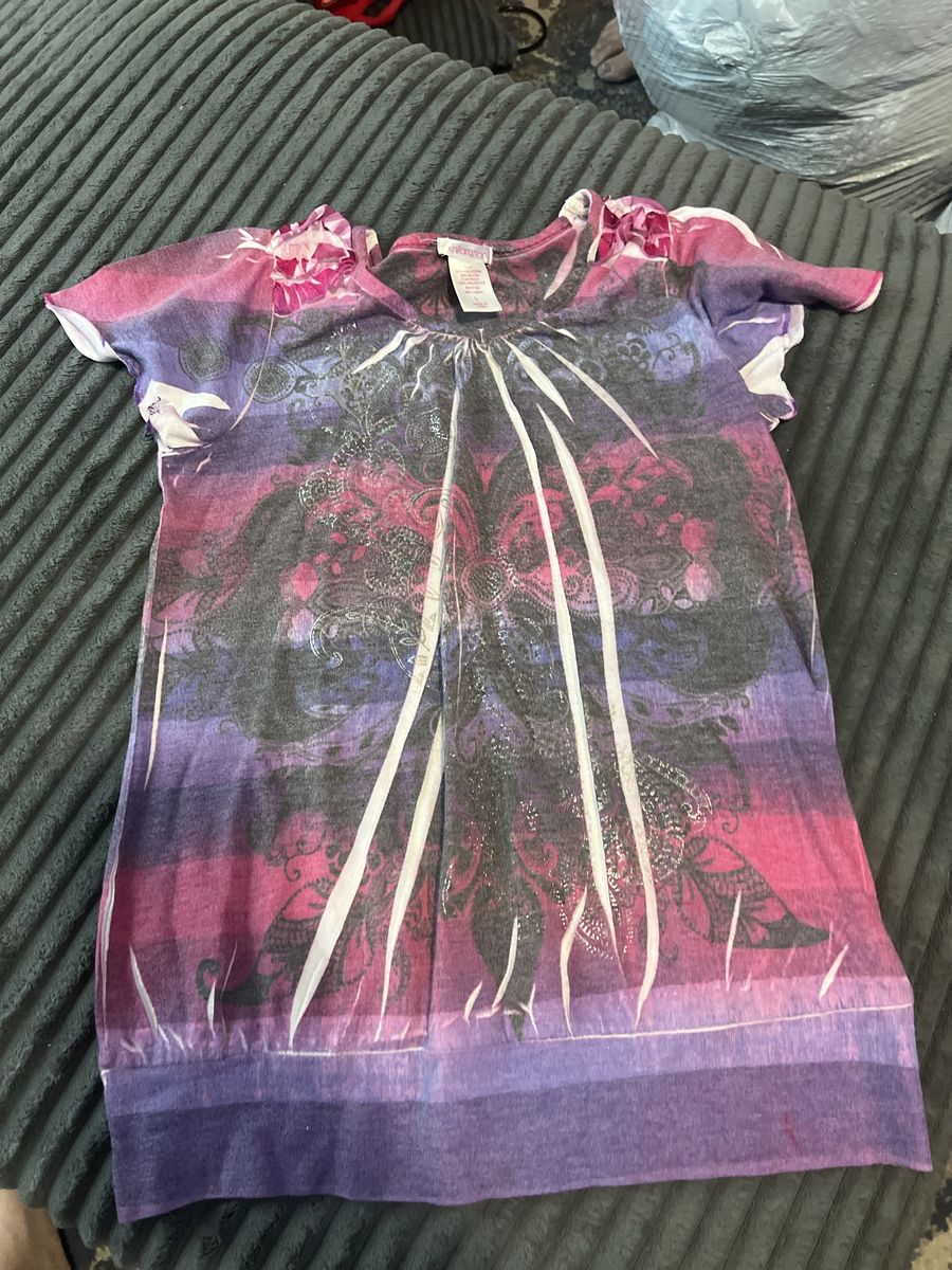 Xhilaration Women's Purple Pink Graphic Print Short Sleeve Top Size L