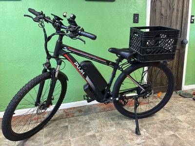 PUJH Electric Mountain Bike with Rear Basket - Mint Condition E-Bike