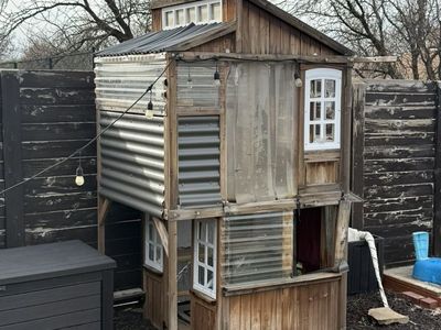 Free Costco Play House