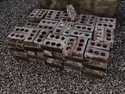 Used Red Brick (Free)