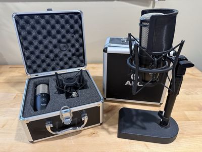 2 AKG P420 Condenser Microphones with Shockmount and Hard Case - Excellent Condition