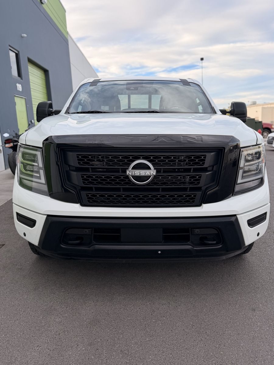2023 Nissan Titan 
