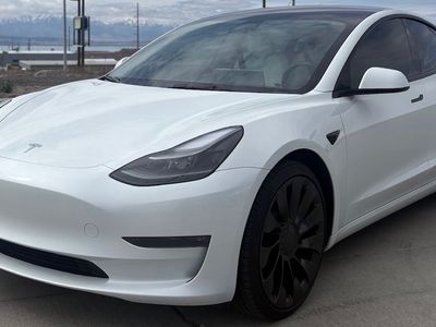 2023 Tesla Model 3 Performance