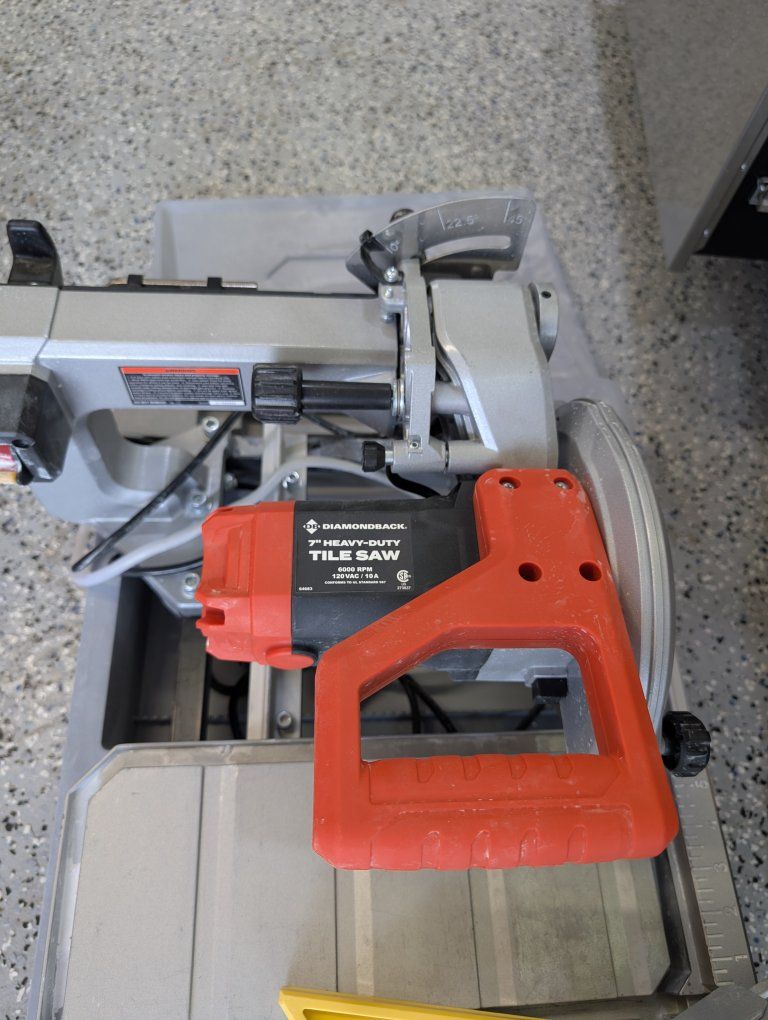 Harbor Freight Diamondback 7-inch Wet Tile Saw