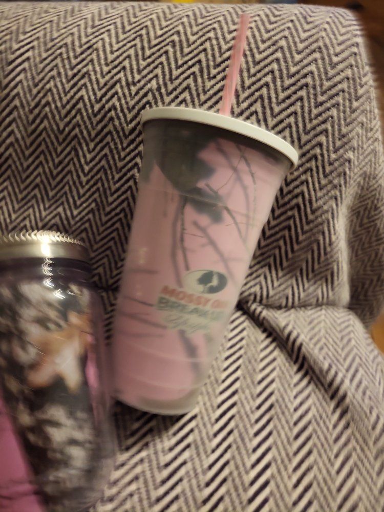 Mossy Oak Break-Up Lifestyles Pink Camo Tumbler with Lid and Straw