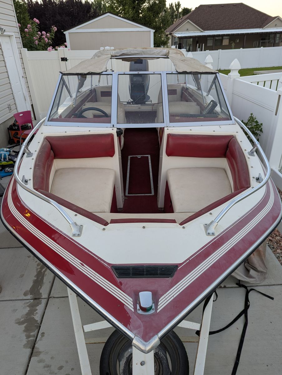 1987 Glastron Conroy Z-17