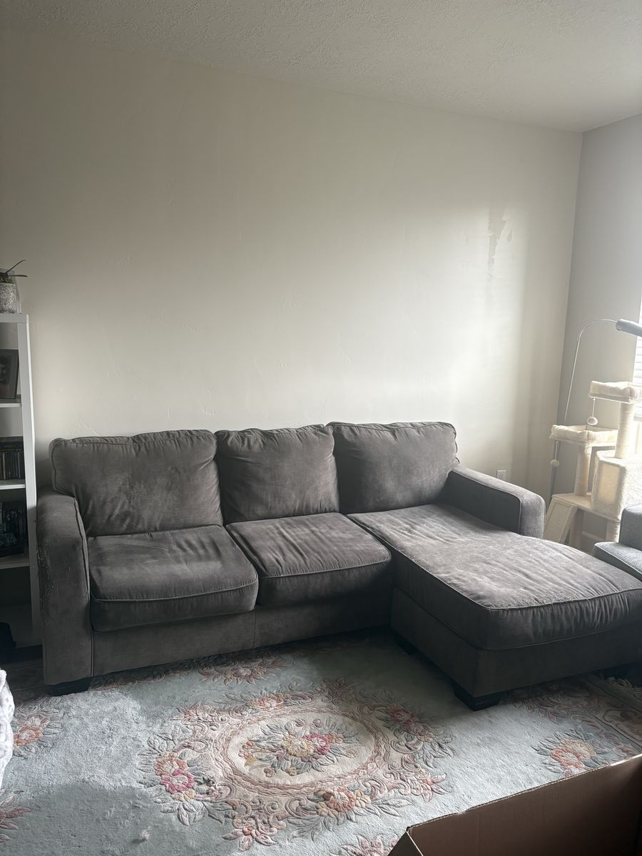 Gray Fabric Sectional Sofa with Chaise