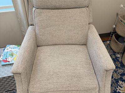 Recliner Chair