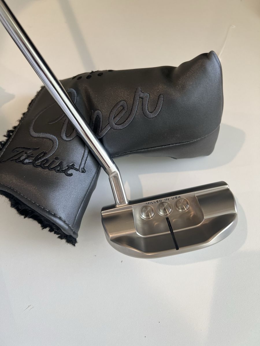 Titleist Scotty Cameron Special Select Putter - Milled in USA with Headcover