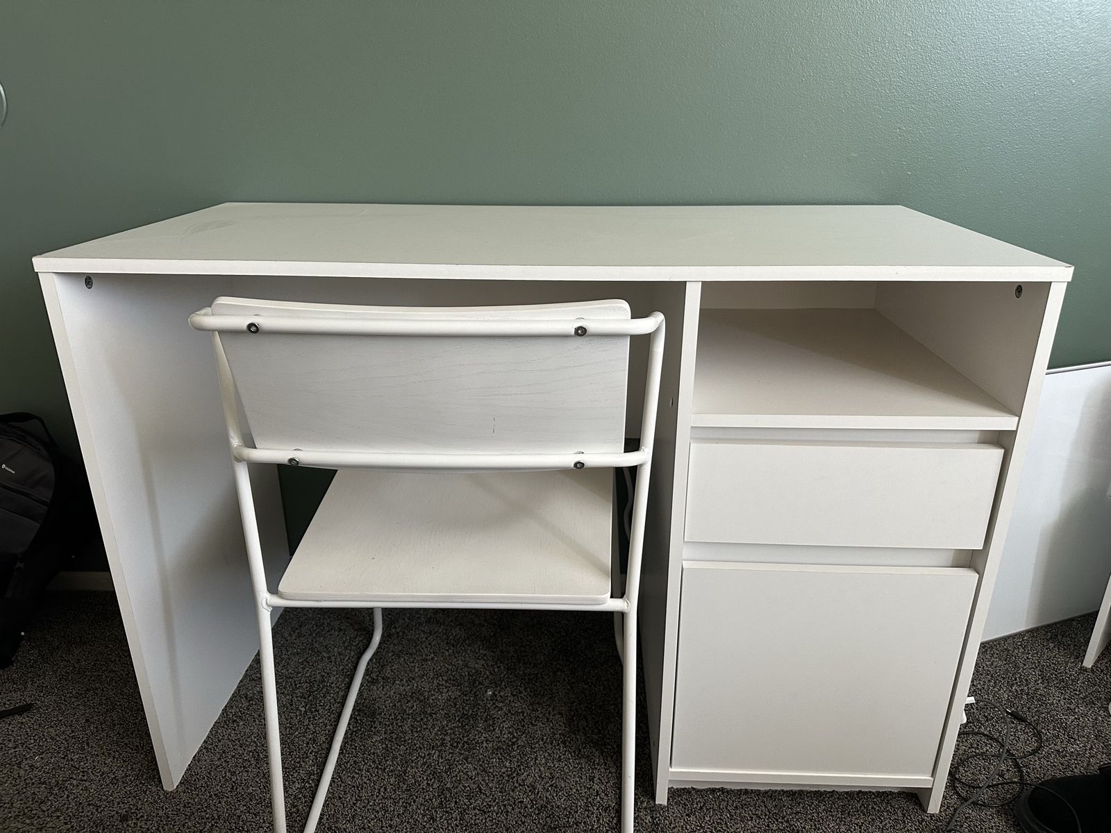 White Desk and Chair!