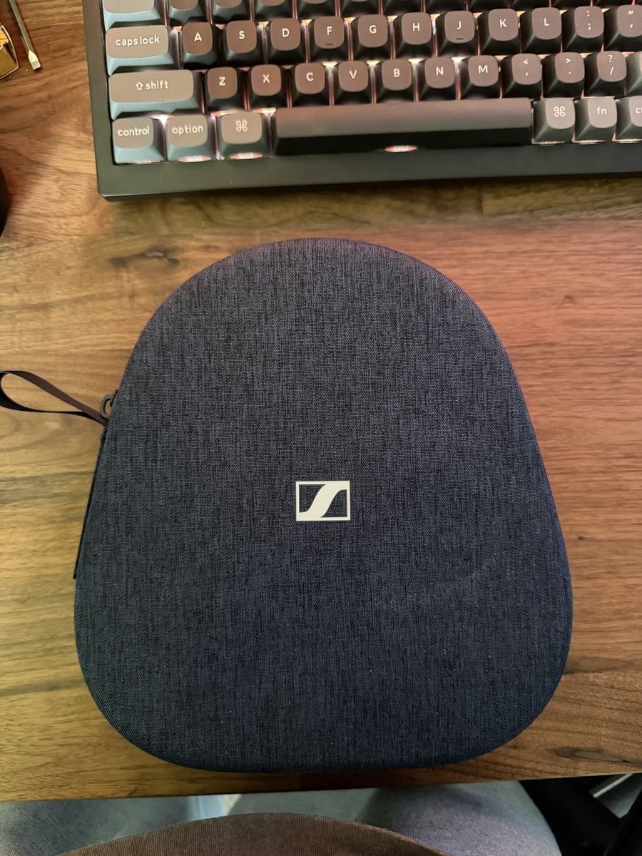 Sennheiser momentum 4 wireless headphones