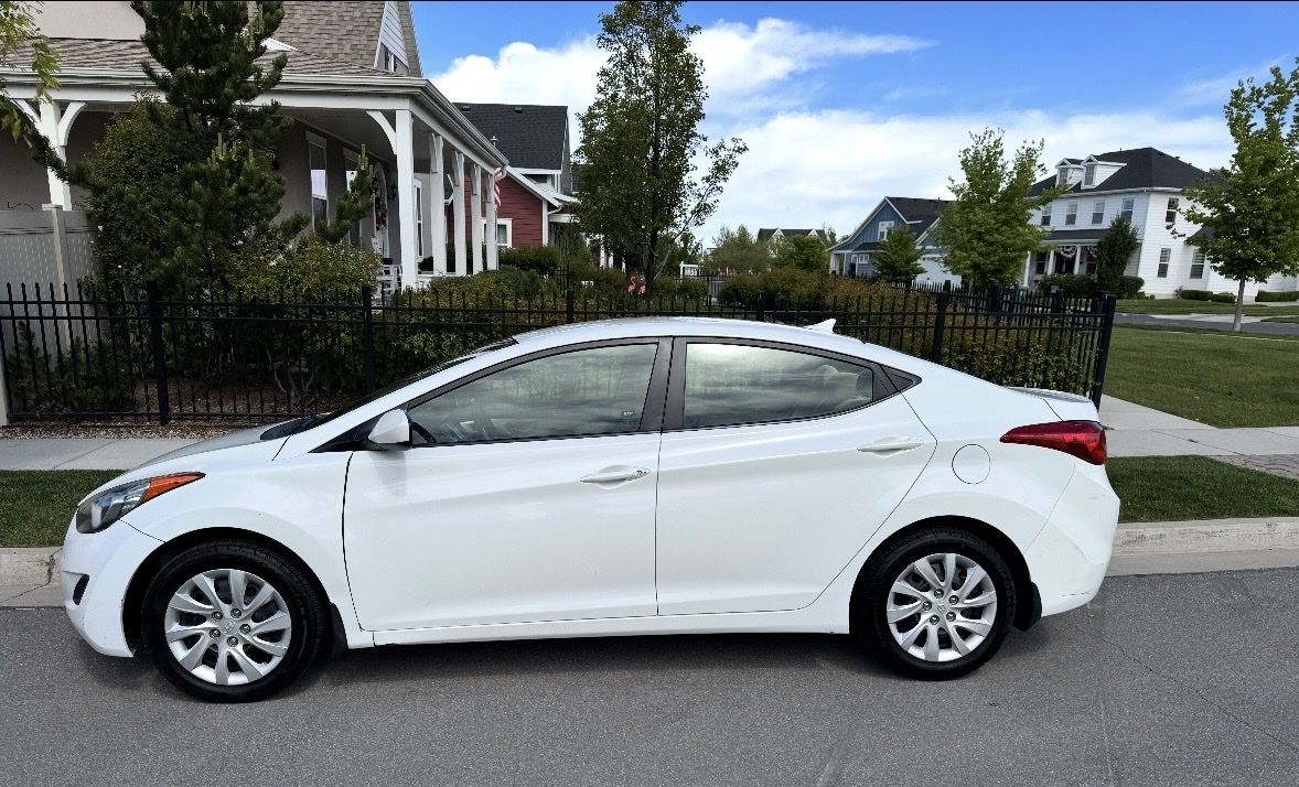 2011 Hyundai Elantra GLS
