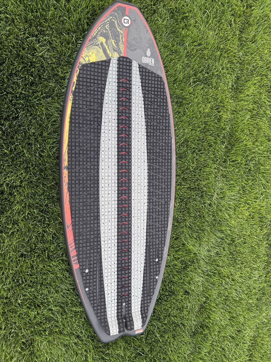 2025 O'Brien Makai Wakesurf Board