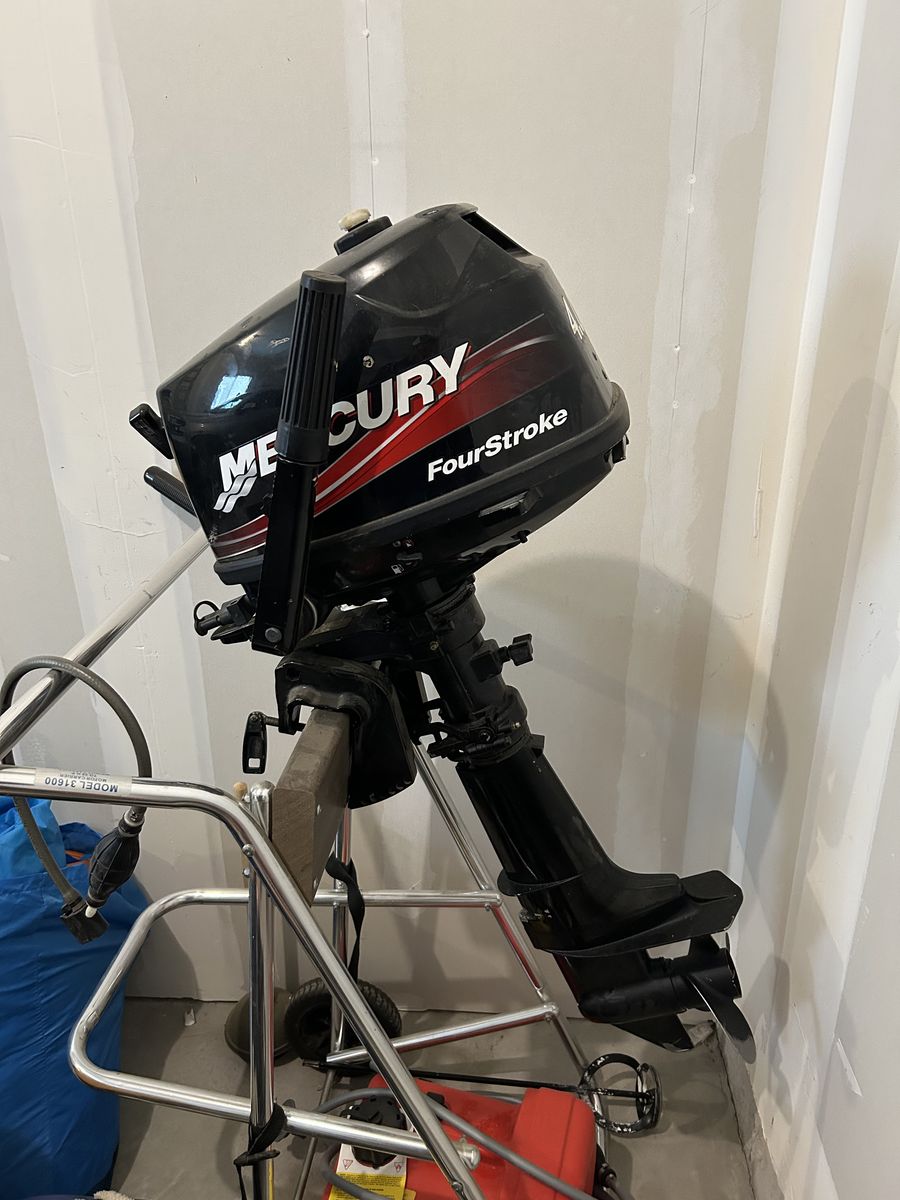 Mercury 4 HP 4-Stroke Motor