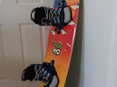 CWB Paradise 129 Wakeboard with Hyperlite Spin Bindings