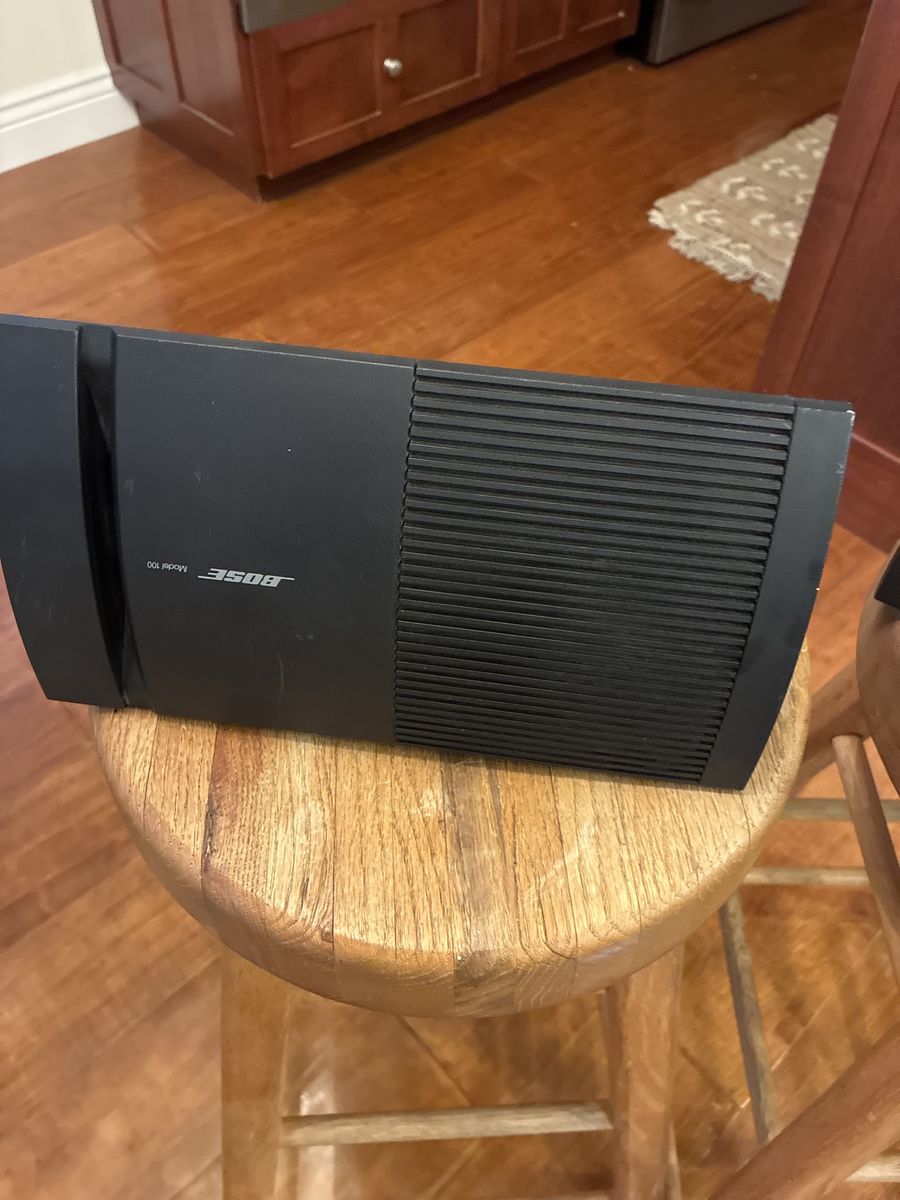 3 Bose Model 100 Video Speaker Center Channel Black