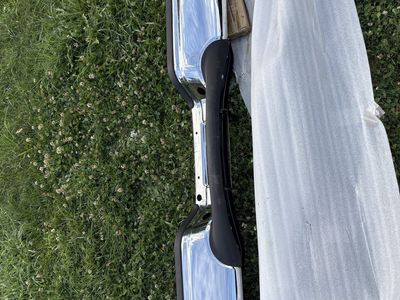 Ford F350 1999-2006 Chrome truck rear bumper with black step pad