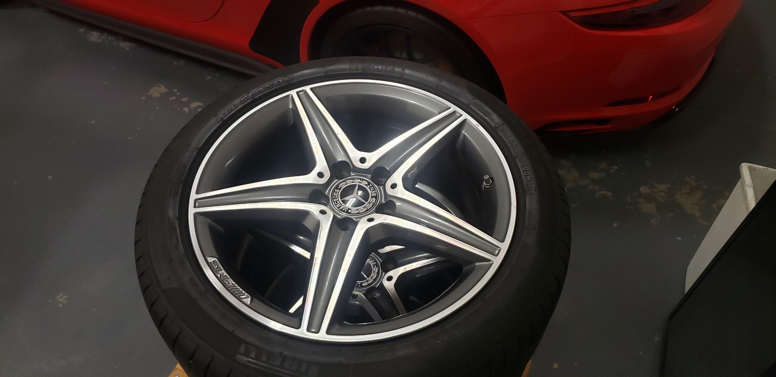 MINT Mercedes AMG rims wheels Pirellic P7 run flat tires 18"