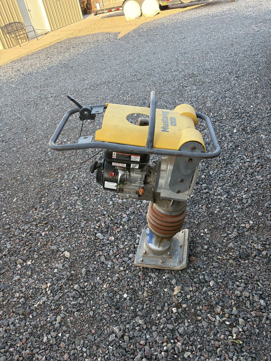 Jumping Jack Compactor