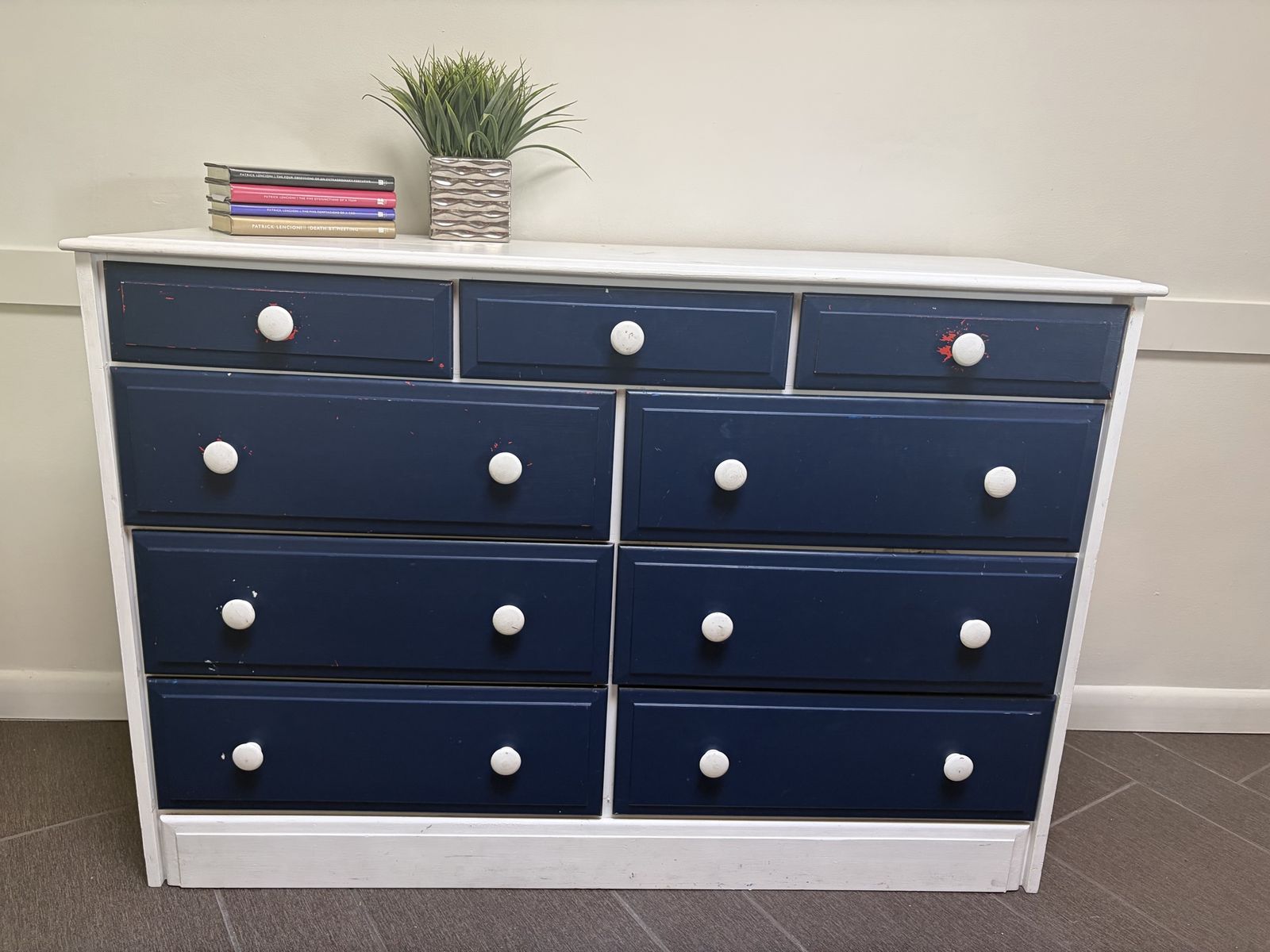 White & Navy Blue 9-Drawer Dresser - Wooden Chest of Drawers with White Knobs