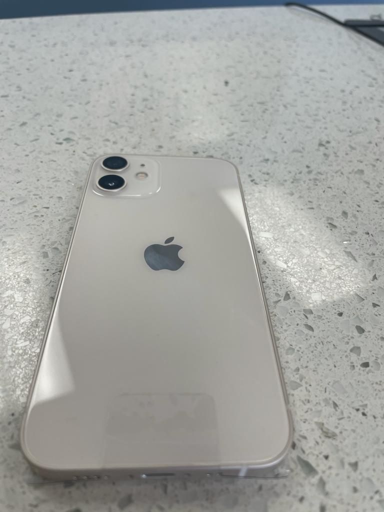 Iphone 12 64gb - Unlocked