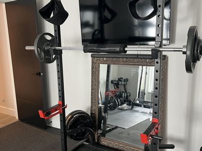 WEIGHT RACK LIKE NEW