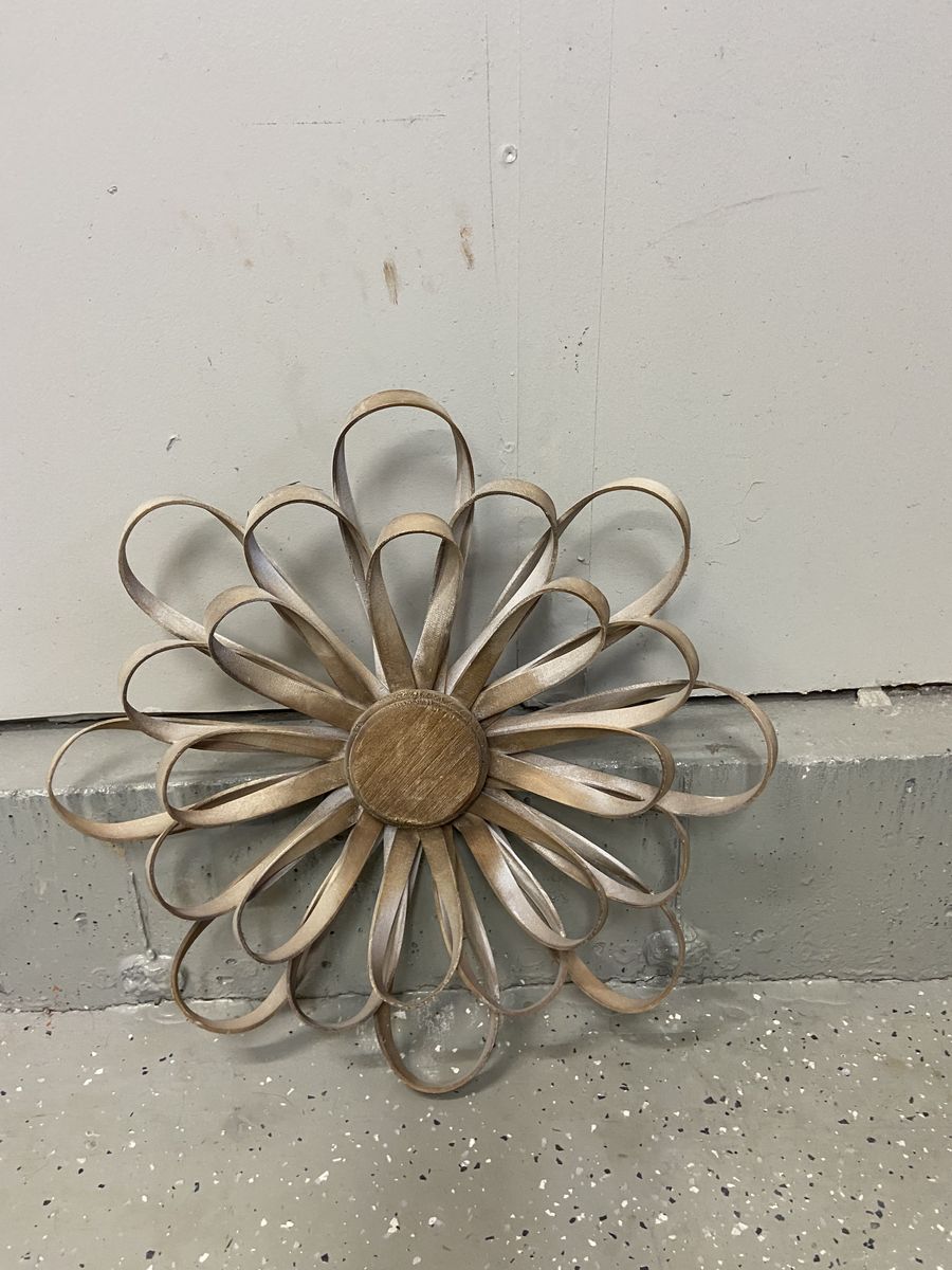 Wall Decor Art - Wooden Flower Rustic Cream & Brown Floral Sculpture