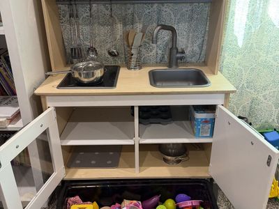 Play Kitchen & Play Food