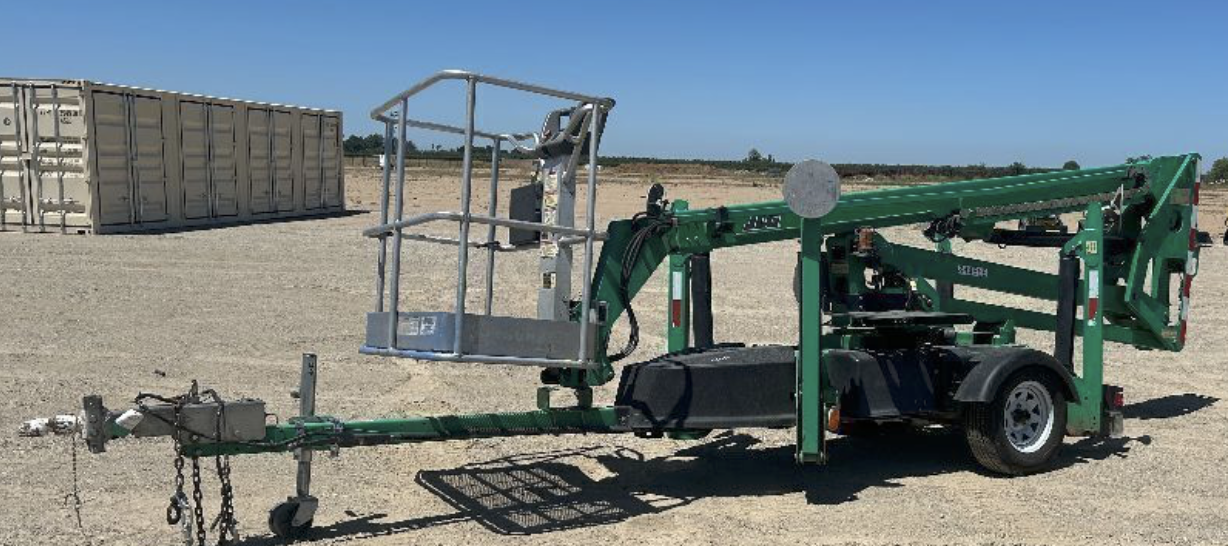 Used Tow Behind Aerial Boom Lift 2016 JLG T350 35'