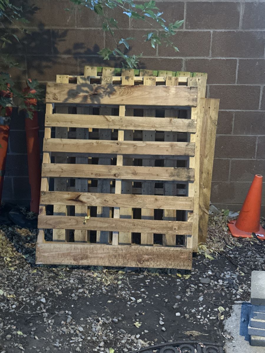 Pallet wood in good condition