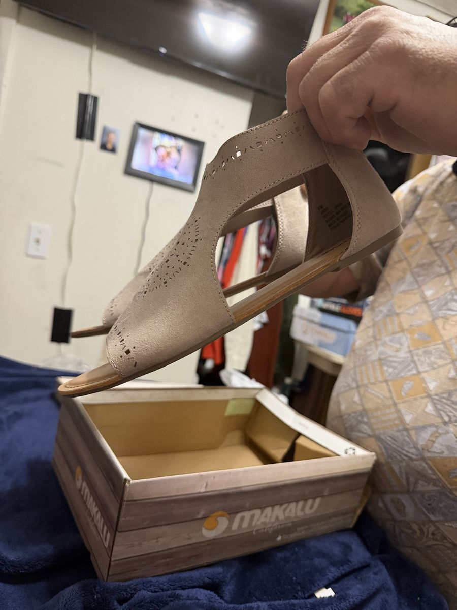 Main image 18