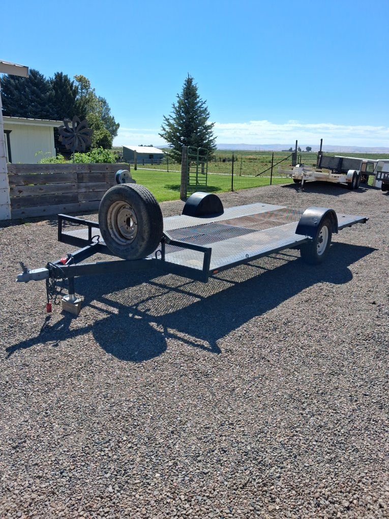 heavy-duty flat bed all metal trailer