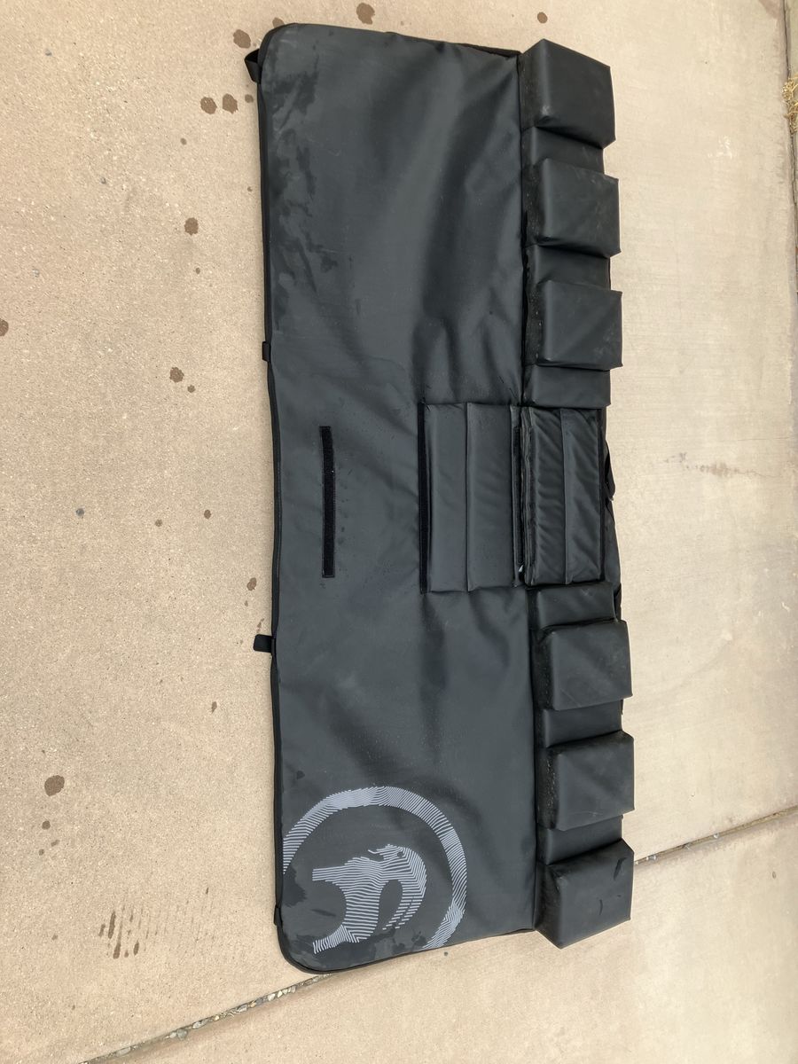 Backcountry tailgate pad