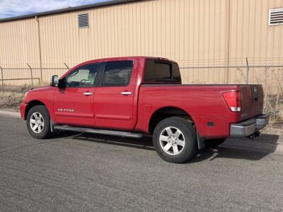 2005 NISSAN TITAN LE
