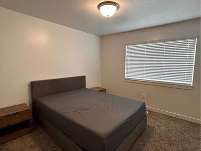 Private room in townhouse for rent!