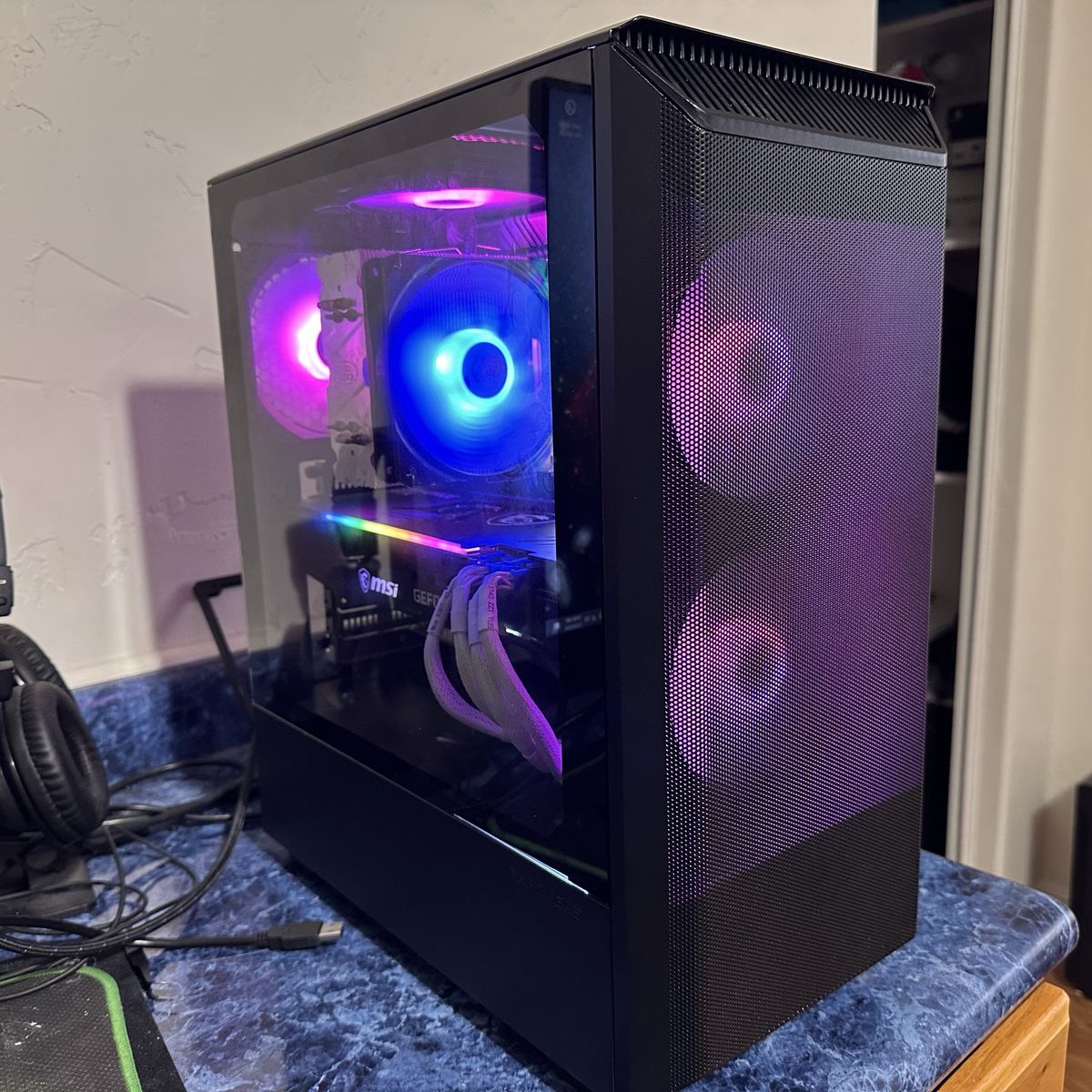 Gaming Computer Ryzen 7 5700X3D
