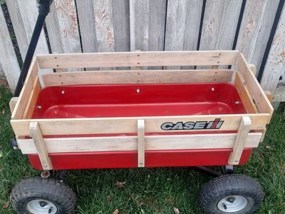 Case IH Garden or Kids Wagon *price drop*