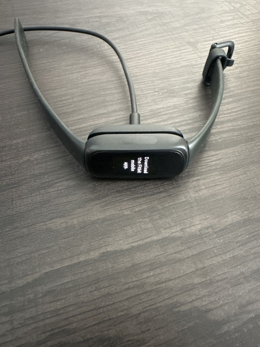 Fitbit Inspire 3 w/ charger