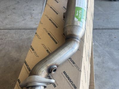 Magnaflow Catalytic Converter (NIB) 2011-2014 Ford