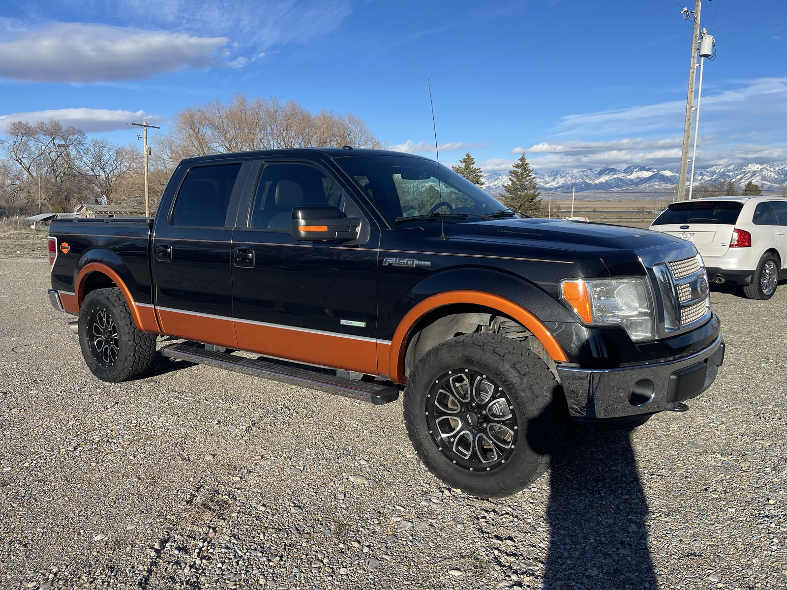 2011 FORD F150 Lariat