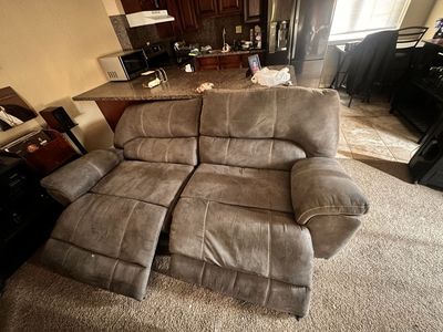 Cozy Gray Fabric Reclining Loveseat - Two-Seater Sofa with Adjustable Footrests
