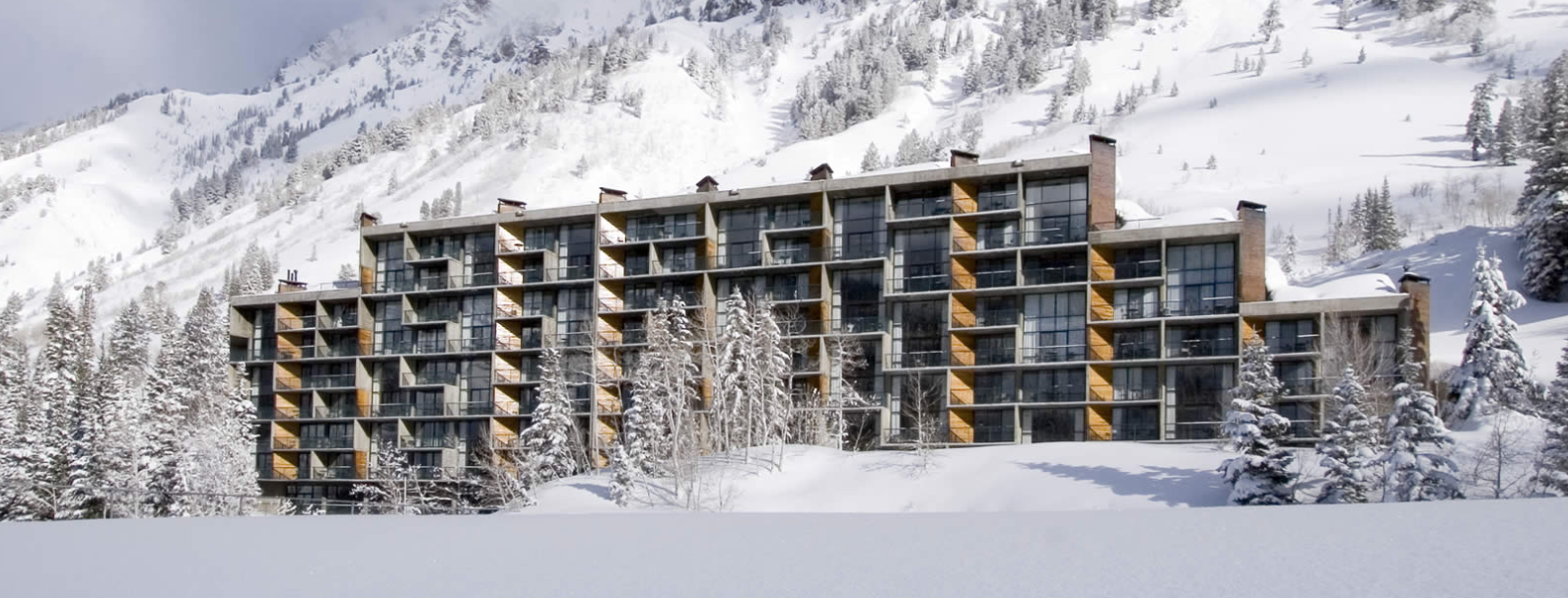 Iron Blosam Lodge at Snowbird, UT • Week 51 • 2-Story Mountain-View Unit • Sleeps 8 