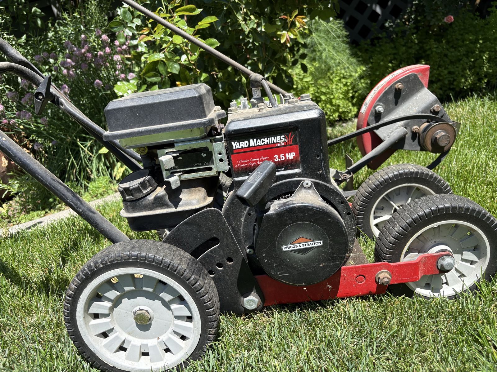 Lawn edger