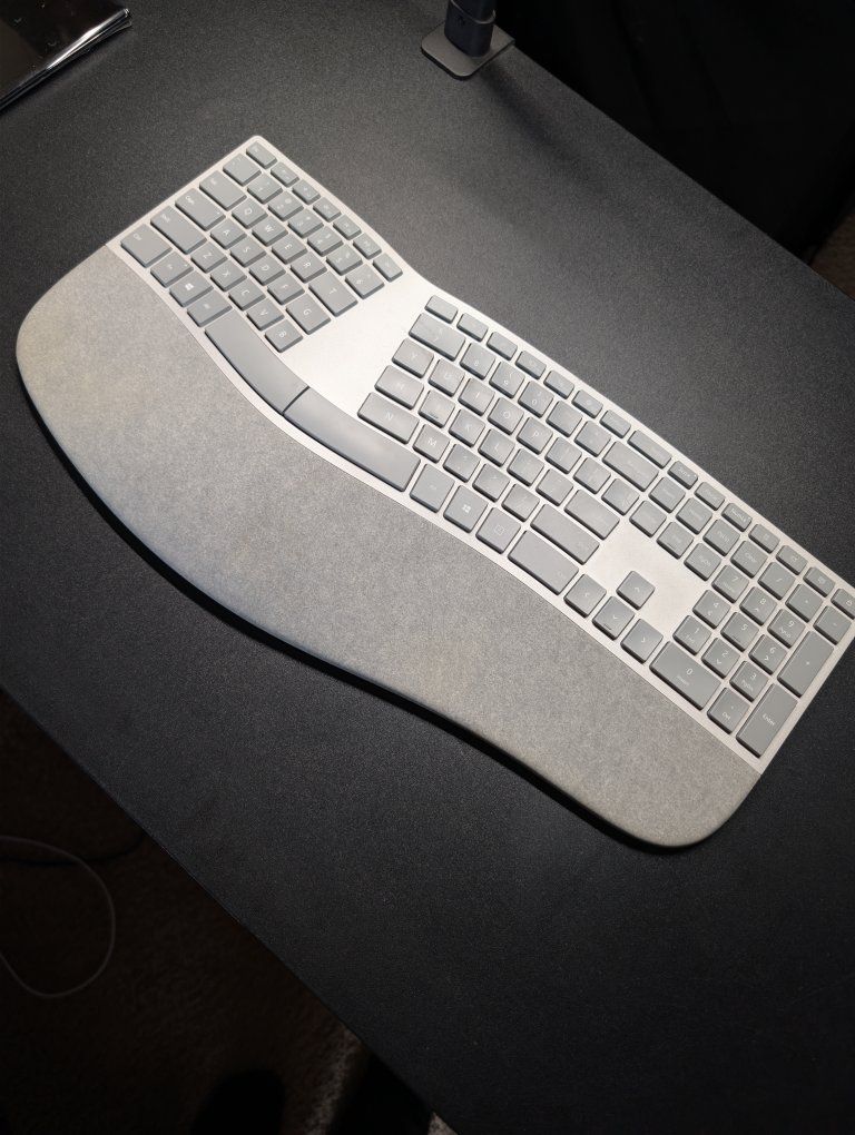 Microsoft Surface Ergonomic Keyboard | Bluetooth