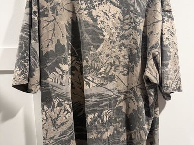 Men’s T-Shirt XL